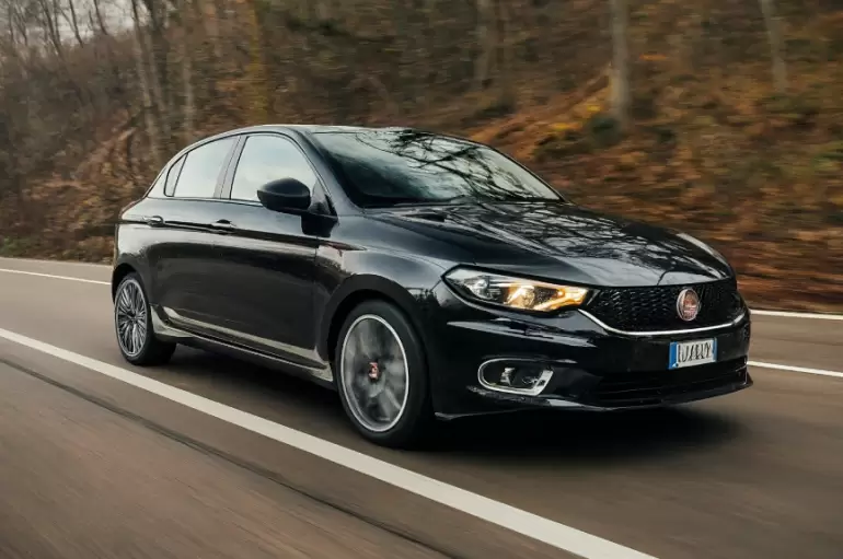 Fiat Cronos: Sedã Campeão em Capacidade do Porta Malas